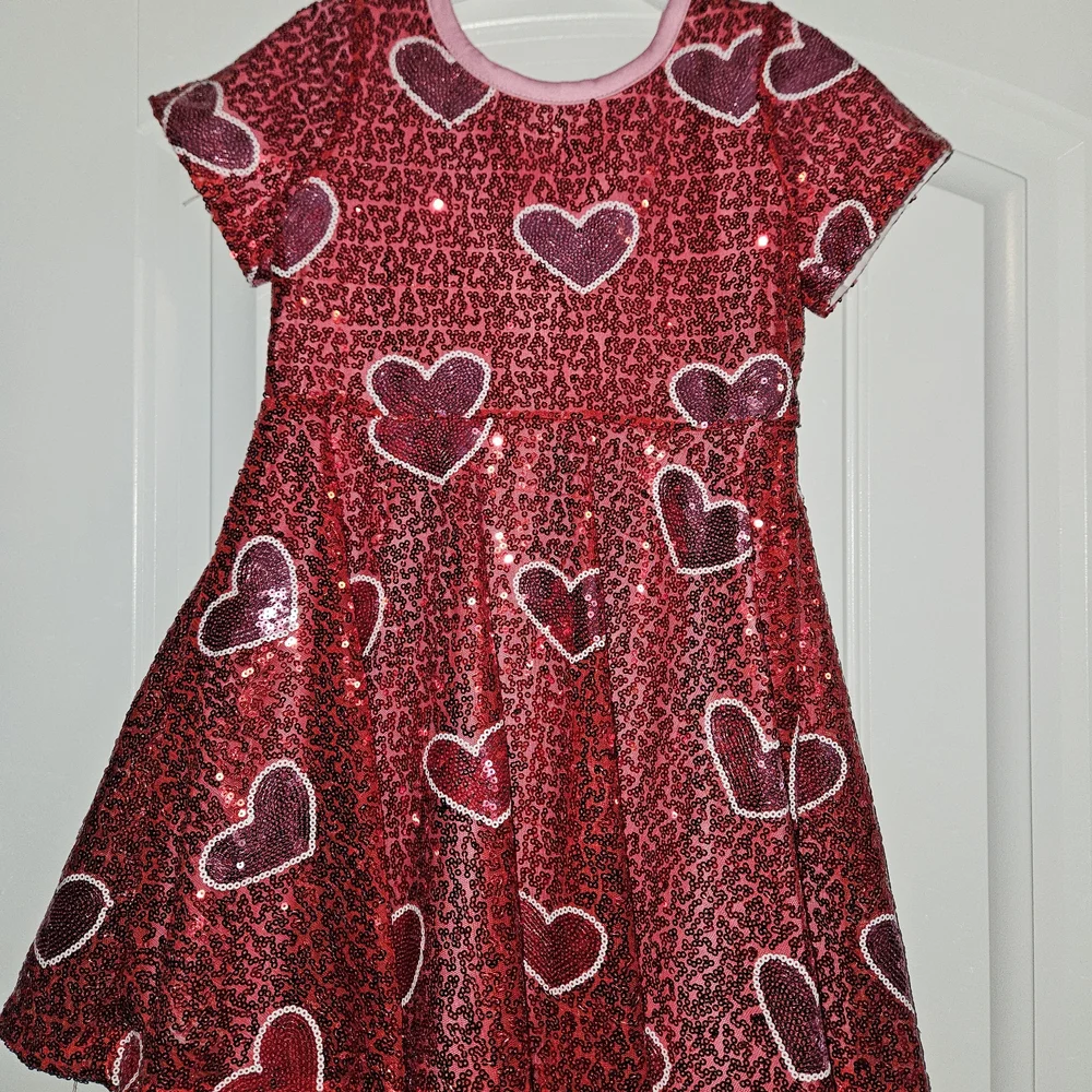 open lace back dress Short Sleeve Heart Print Dress Red & Pink | Dresses & Jumpsuits main image 0